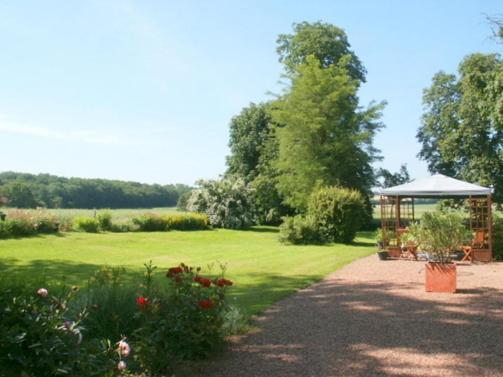 Chambres D'Hotes - Domaine Des Perrieres Crux-la-Ville エクステリア 写真